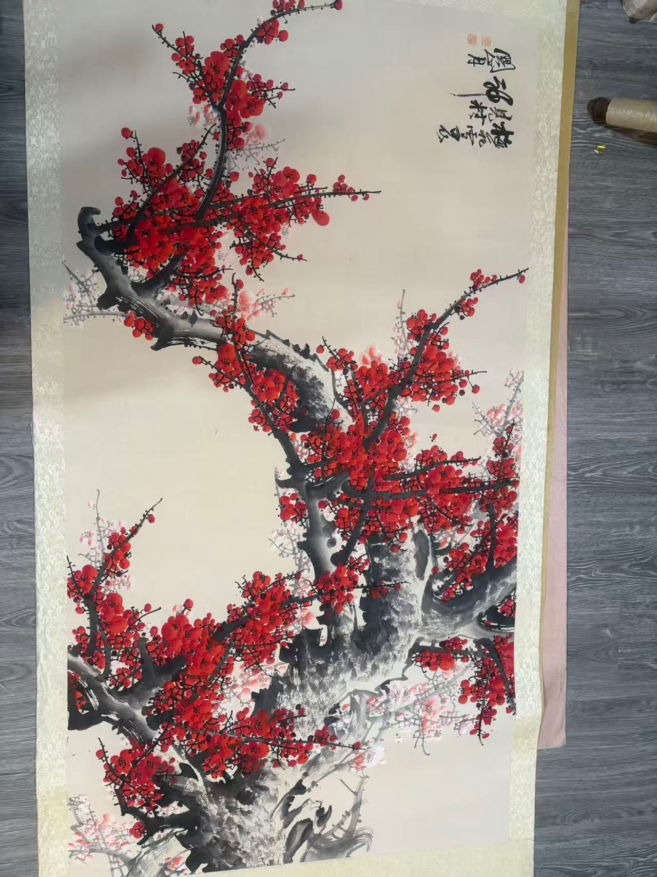 紅梅立軸