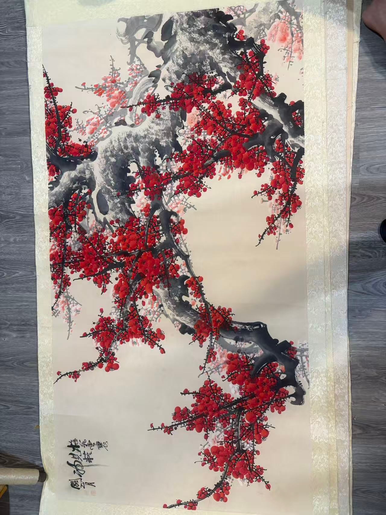 鐵骨紅梅